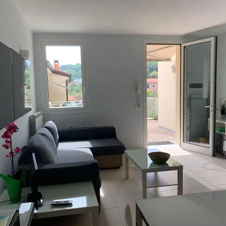 Apartment Beluga Holidays - 2 Bedrooms La Spezia